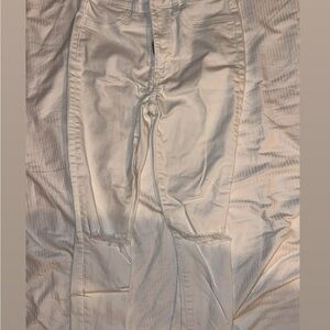 Women's White Distressed Skinny Jeans